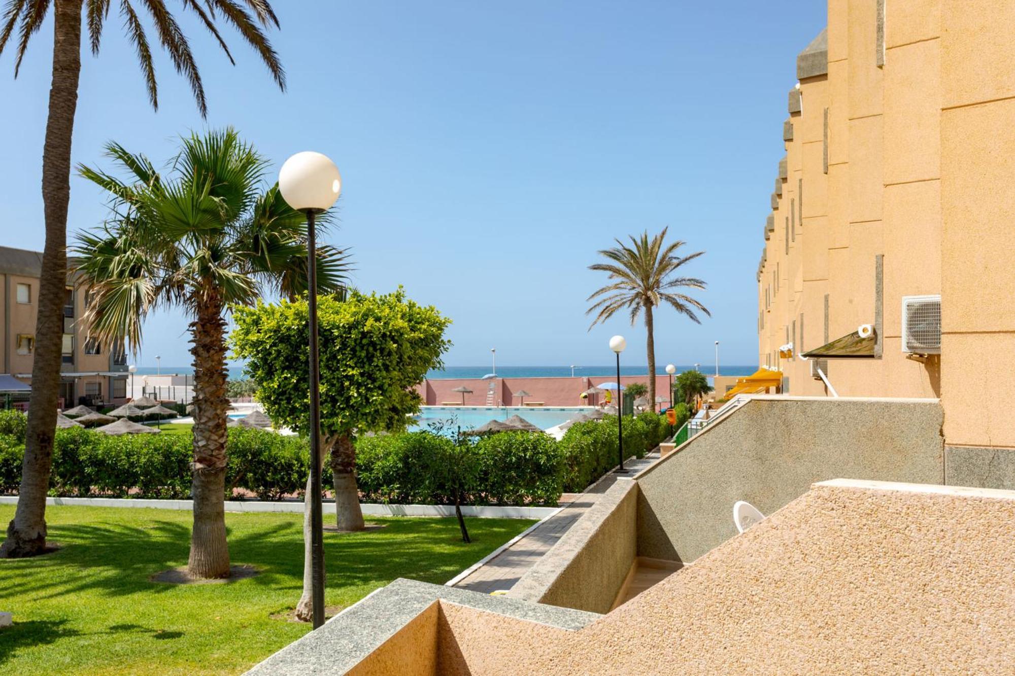 Bajo Primera Linea Playa, Retamar, Cabo De Gata, Wifi Retamar  Ngoại thất bức ảnh